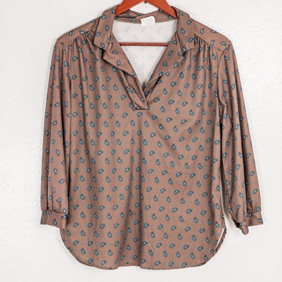 Pretty Tops Blouse - Picture 1 of 2